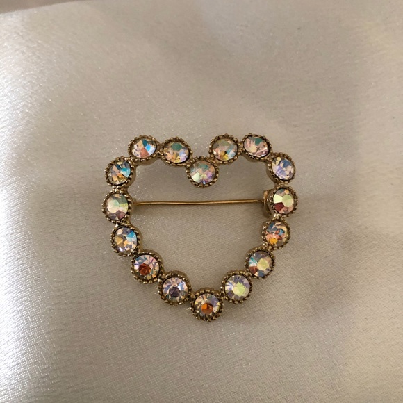 Vintage heart AB rhinestone brooch ♥️ - Picture 3 of 7